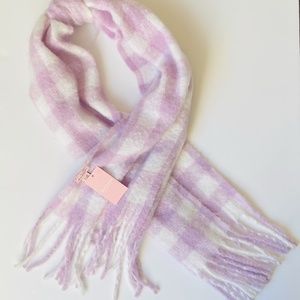NWT Juicy Couture Fluffy Winter Scarf